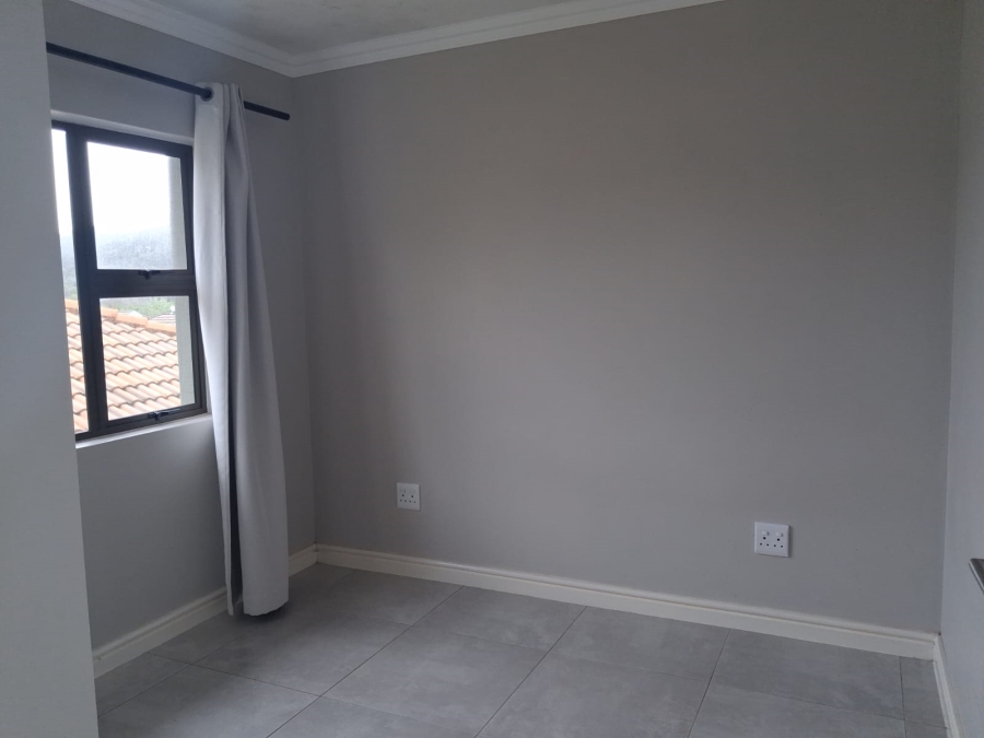 To Let 3 Bedroom Property for Rent in Winterstrand Eastern Cape